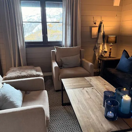 Tatil Evi Skarsnuten Lodge, Ski-in Ski-out Hemsedal