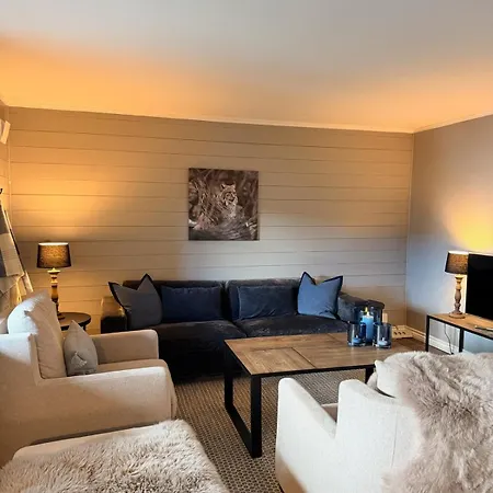 Skarsnuten Lodge, Ski-in Ski-out Tatil Evi Hemsedal
